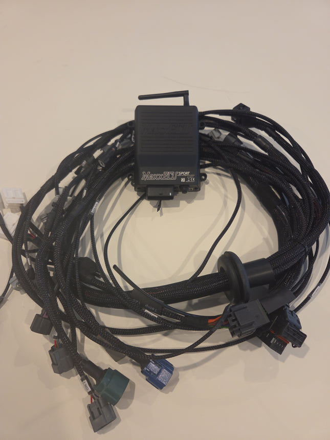 TB48 PLUG AND PLAY MAXXECU KIT RE5 MANUAL
